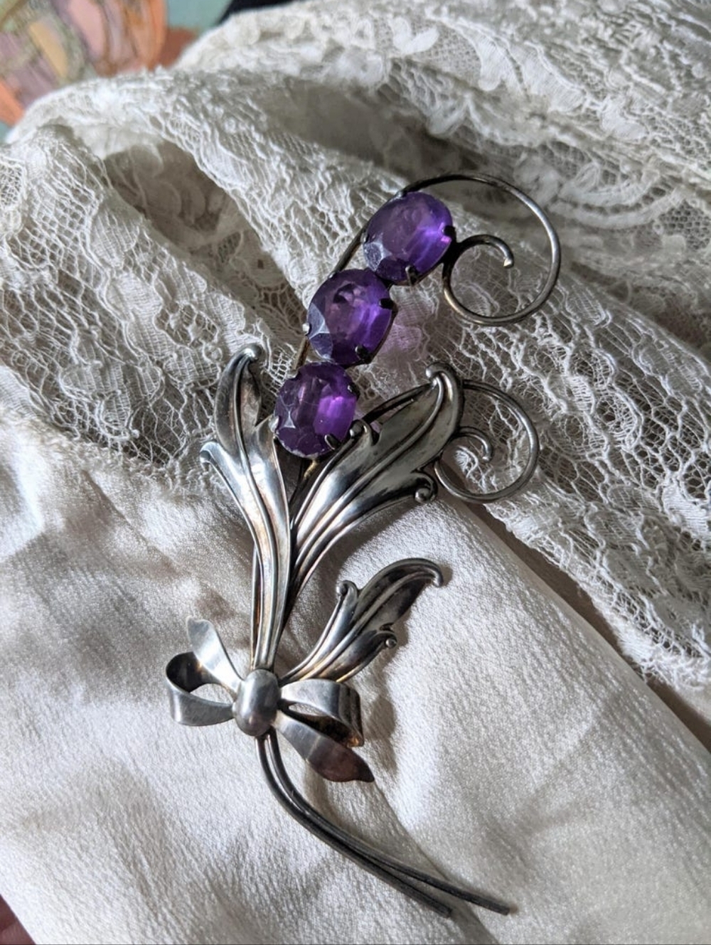 Vintage 1940s signed WILCOX sterling SILVER and PURPLE Floral Brooch